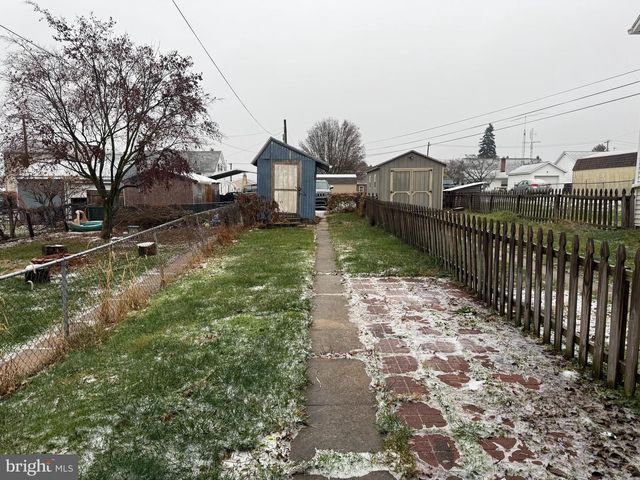 263 W MAIN ST, Dallastown, PA 17313