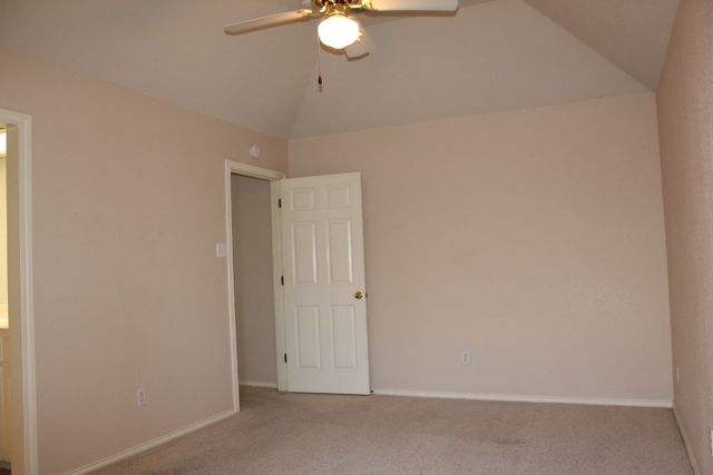 1230 Woodland Park Drive, Hurst, TX 76053