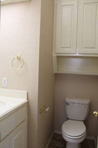 1230 Woodland Park Drive, Hurst, TX 76053