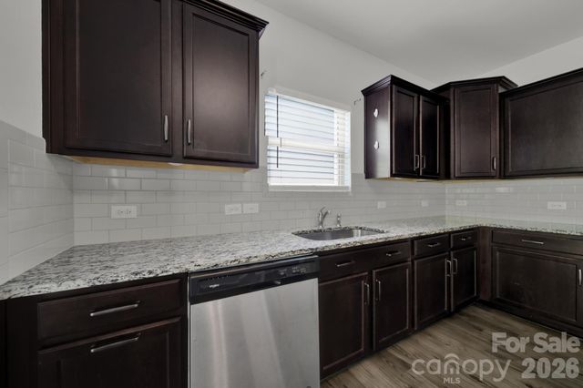 5121 Saddleback Drive, Mount Holly, NC 28120