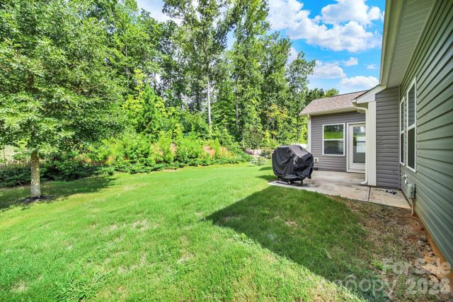 5121 Saddleback Drive, Mount Holly, NC 28120