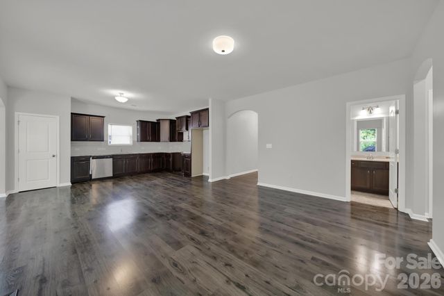 5121 Saddleback Drive, Mount Holly, NC 28120
