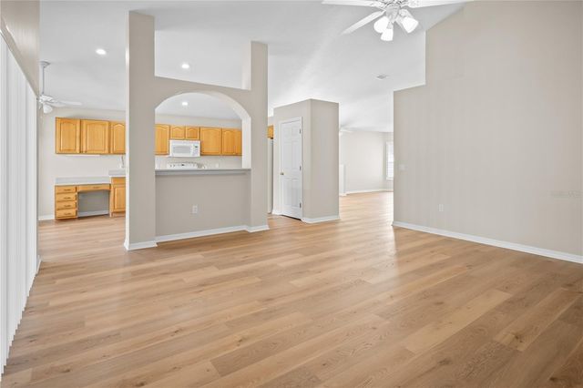 645 LAKE CLARK PLACE, Lakeland, FL 33813