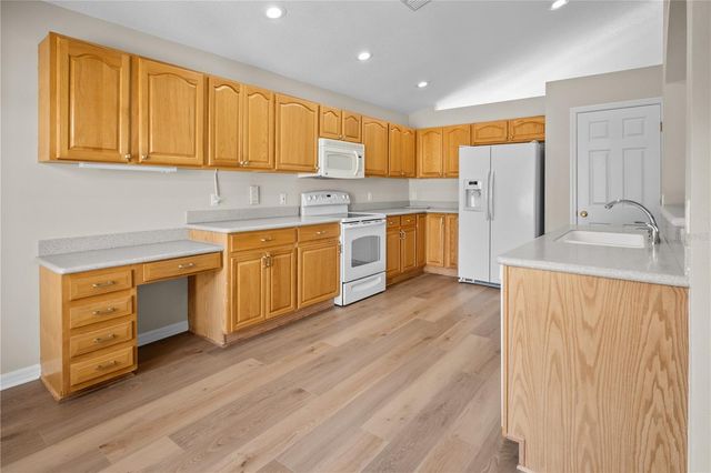 645 LAKE CLARK PLACE, Lakeland, FL 33813