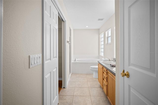 645 LAKE CLARK PLACE, Lakeland, FL 33813