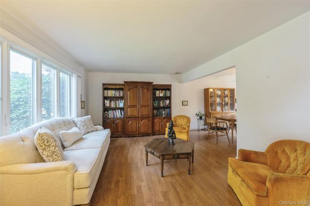 35 Sherman Street, Huntington, NY 11743