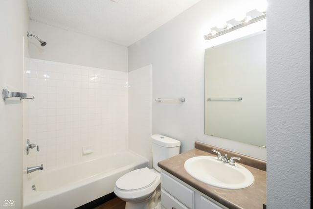 12668 Courage Crossing, Fishers, IN 46037