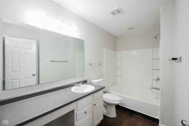 12668 Courage Crossing, Fishers, IN 46037