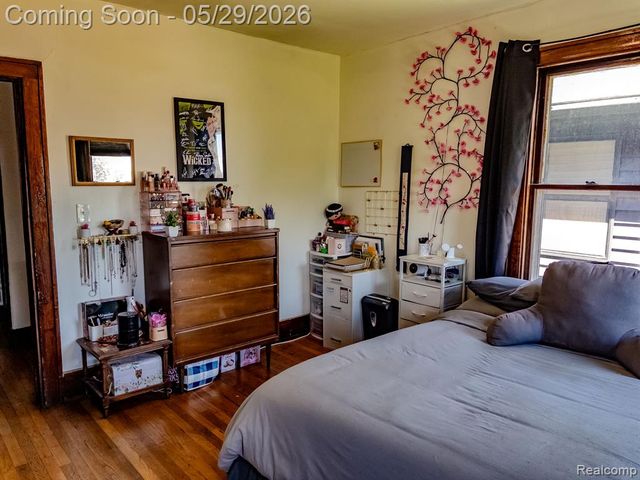 3010 Fischer Street, Detroit, MI 48214