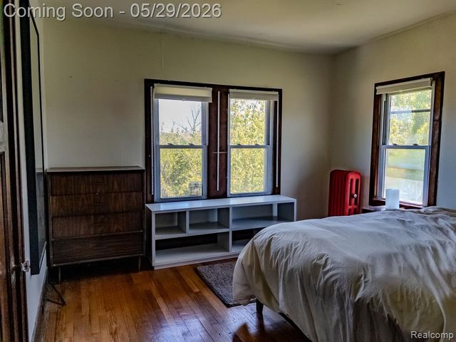 3010 Fischer Street, Detroit, MI 48214