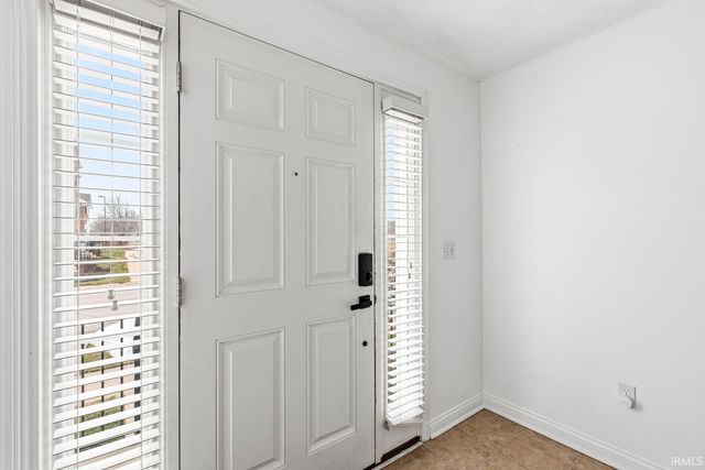 437 Abbey Street, South Bend, IN 46637