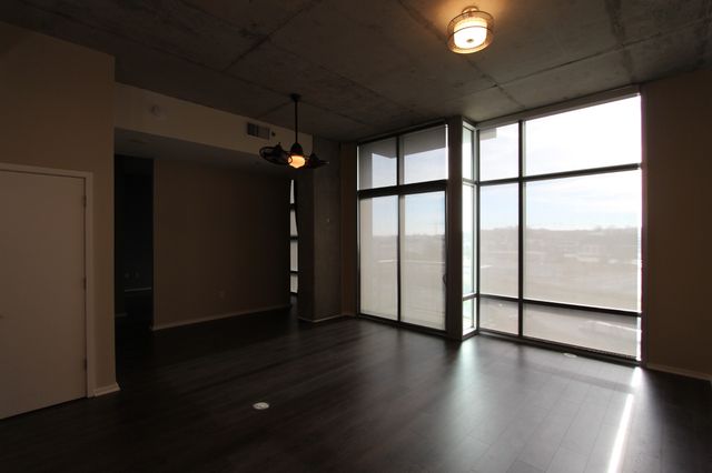 700 12th Ave S Unit 807, Nashville, TN 37203