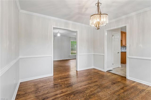 975 Lacon DR, Newport News, VA 23608