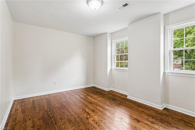 975 Lacon DR, Newport News, VA 23608
