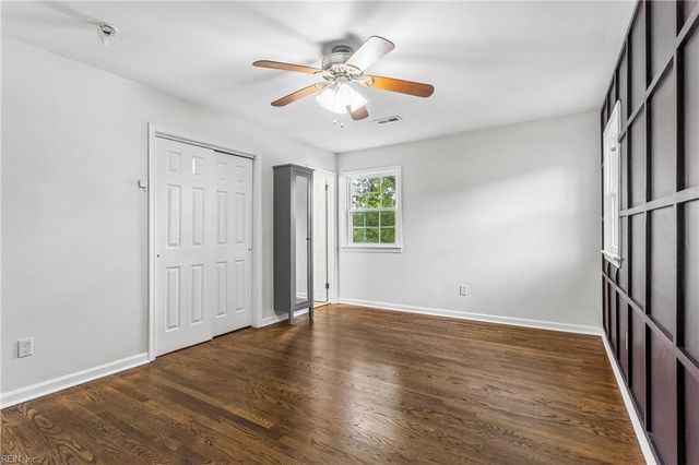 975 Lacon DR, Newport News, VA 23608