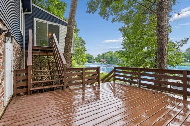 975 Lacon DR, Newport News, VA 23608