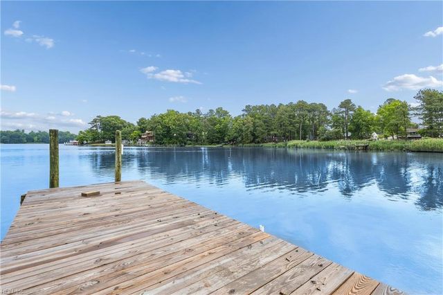 975 Lacon DR, Newport News, VA 23608