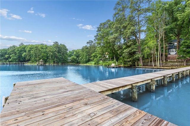975 Lacon DR, Newport News, VA 23608