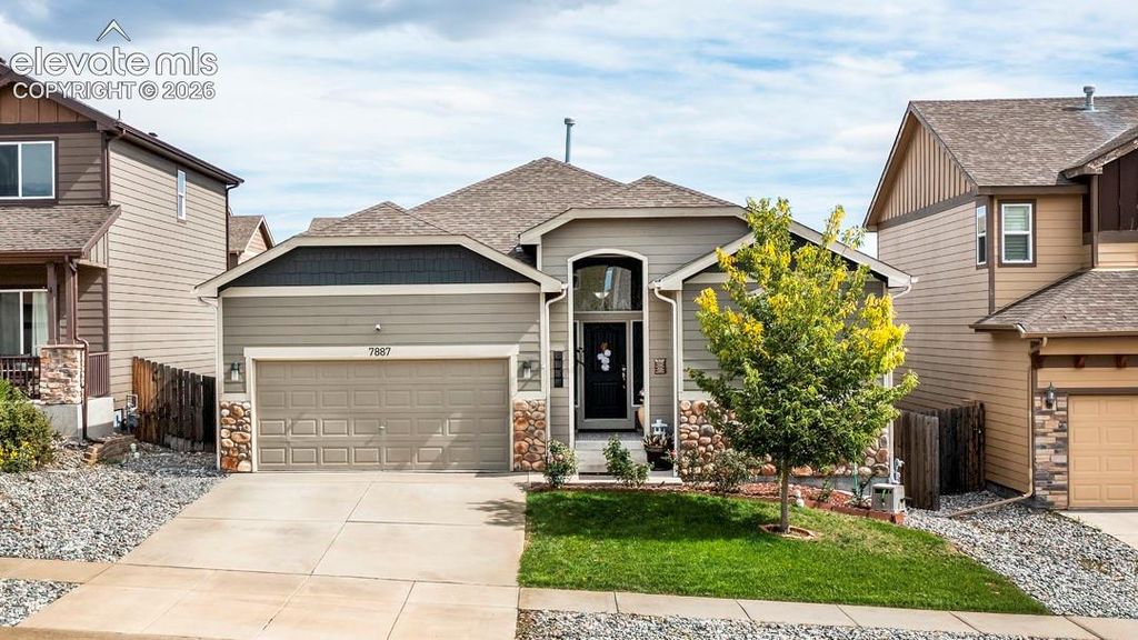 7887 Lightwood Way, Colorado Springs, CO 80908 — exterior