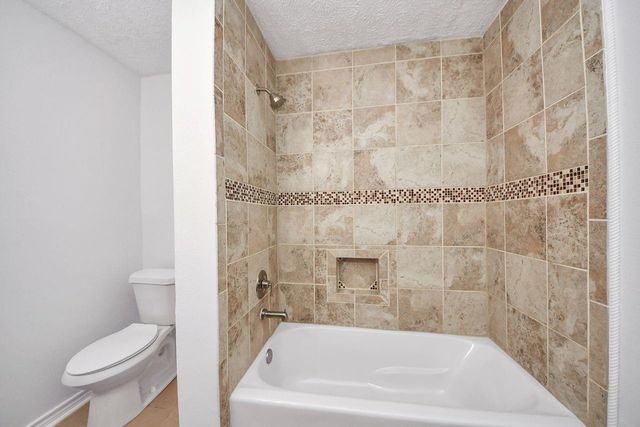 10130 Sagerock Drive, Houston, TX 77089