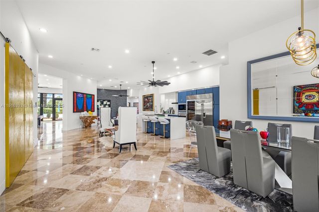 17490 SW 70th Pl, Southwest Ranches, FL 33331