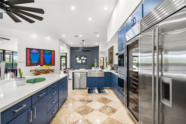 17490 SW 70th Pl, Southwest Ranches, FL 33331