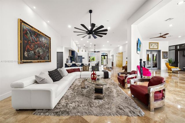 17490 SW 70th Pl, Southwest Ranches, FL 33331