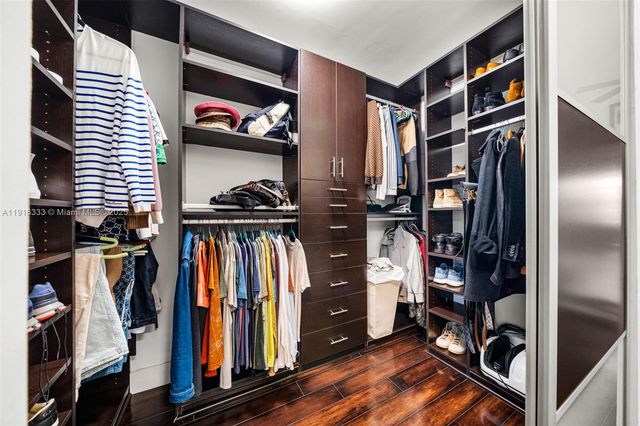 17490 SW 70th Pl, Southwest Ranches, FL 33331