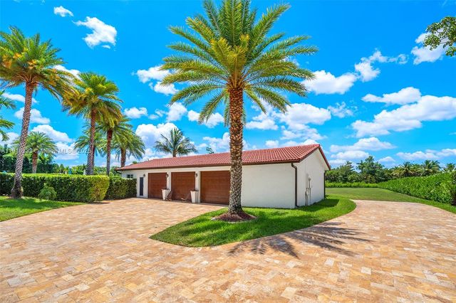 17490 SW 70th Pl, Southwest Ranches, FL 33331