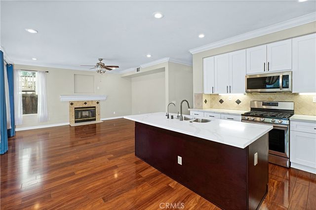 8405 Manhasset St, Riverside, CA 92508