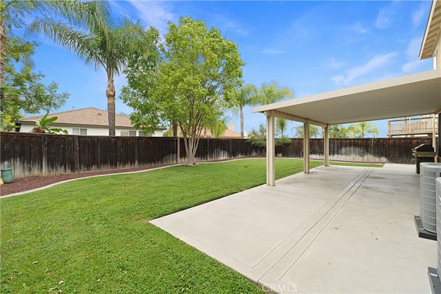 8405 Manhasset St, Riverside, CA 92508