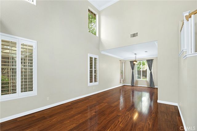 8405 Manhasset St, Riverside, CA 92508