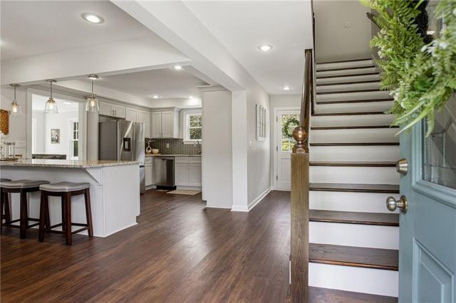 1893 Hamlin Drive SW, Marietta, GA 30064