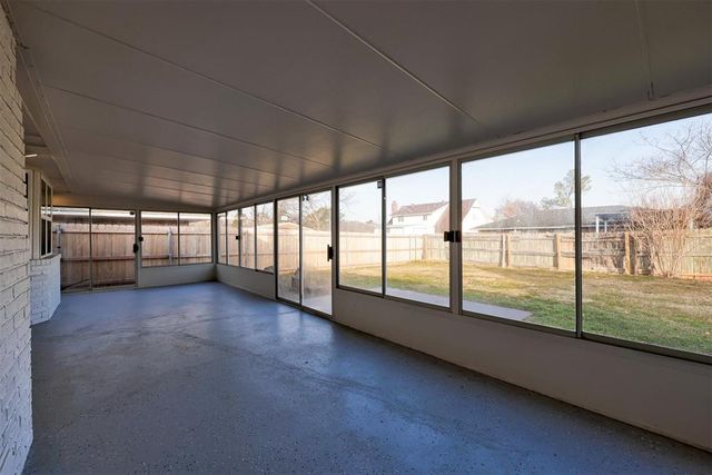 1013 SW 95th Street, Oklahoma City, OK 73139