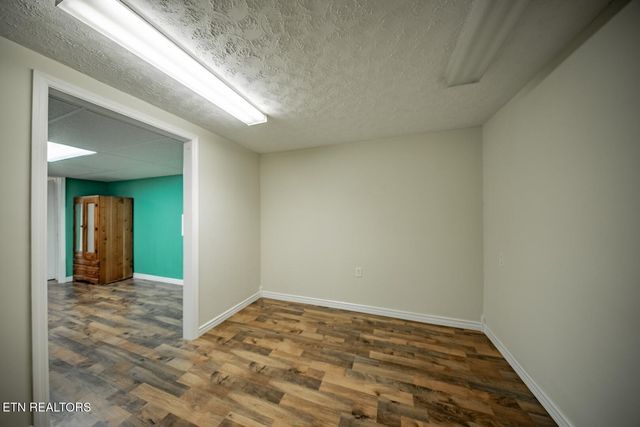 339 Bramble Ln, Dandridge, TN 37725