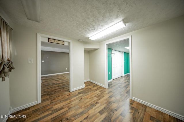 339 Bramble Ln, Dandridge, TN 37725