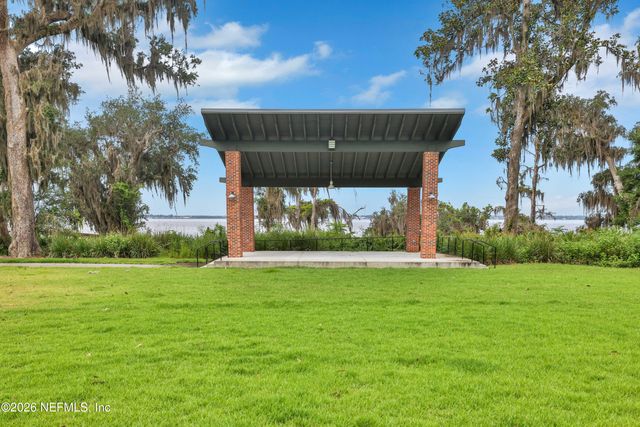 122 VICKSBURG Drive, St. Johns, FL 32259