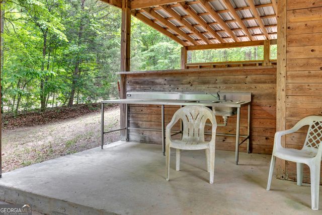 560 Hawk Trail, Newborn, GA 30056
