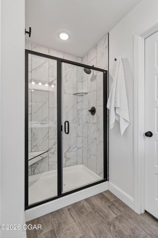 901 Blackthorn Drive, Carl Junction, MO 64834