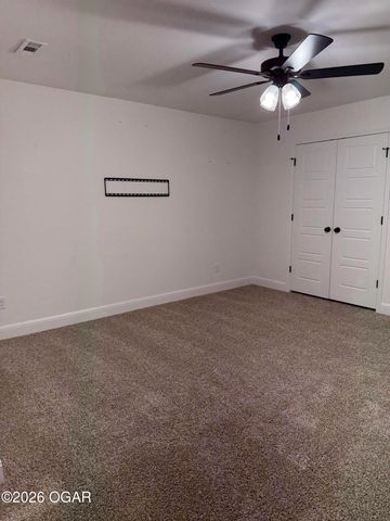 901 Blackthorn Drive, Carl Junction, MO 64834