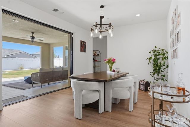 2015 Havencliff Street, Bakersfield, CA 93311