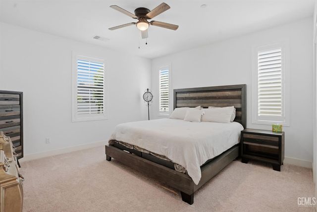 2015 Havencliff Street, Bakersfield, CA 93311