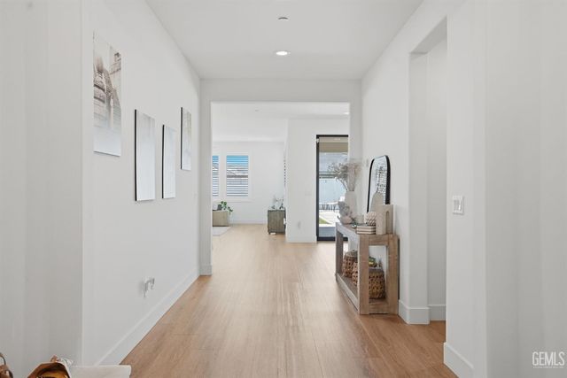 2015 Havencliff Street, Bakersfield, CA 93311