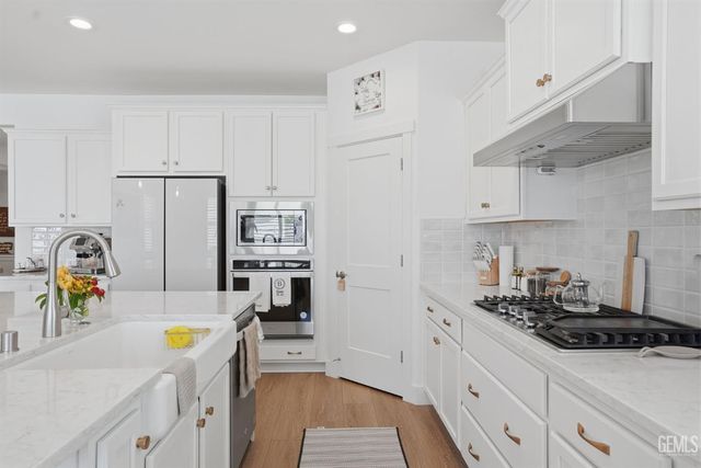 2015 Havencliff Street, Bakersfield, CA 93311