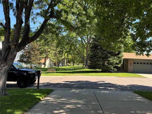 7477 W Cedar Circle, Lakewood, CO 80226