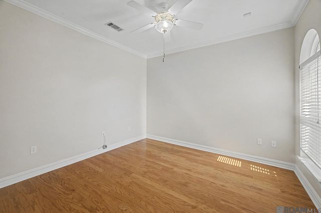 5922 Glen Cove Dr, Baton Rouge, LA 70809
