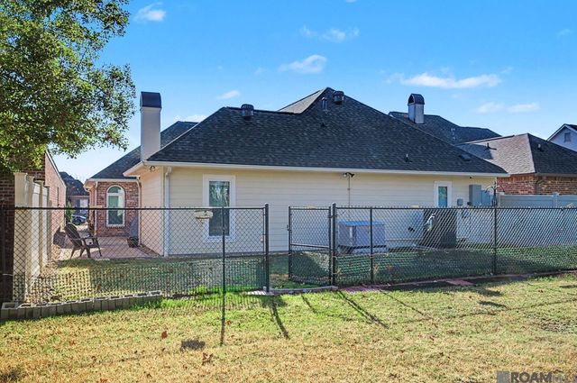 5922 Glen Cove Dr, Baton Rouge, LA 70809
