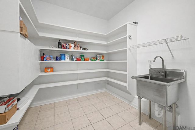 5922 Glen Cove Dr, Baton Rouge, LA 70809