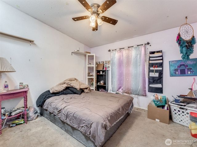 121 Rosenbach Lane, Carson, WA 98610