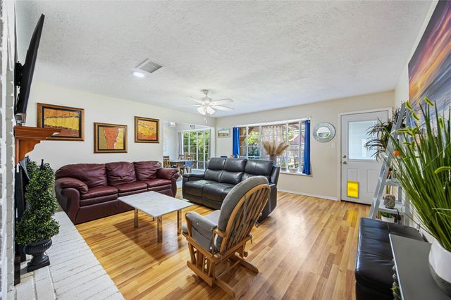 17003 Tibet Road, Friendswood, TX 77546